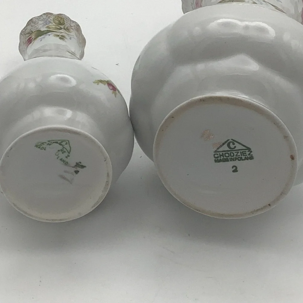 Two Vintage Chodziez Poland Floral Vases Gold Accents